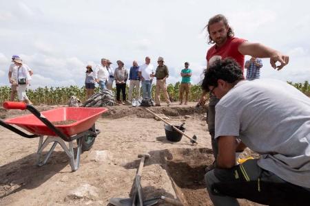 Imagen La Diputación de Segovia apoya con 50.000 euros más las excavaciones de la ciudad romana de Confloenta cuya extensión podía rondar las ciento once hectáreas